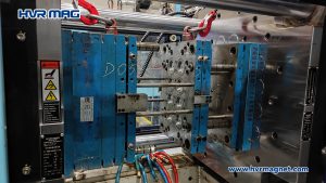 magnetic mold clamp for injection molding machine