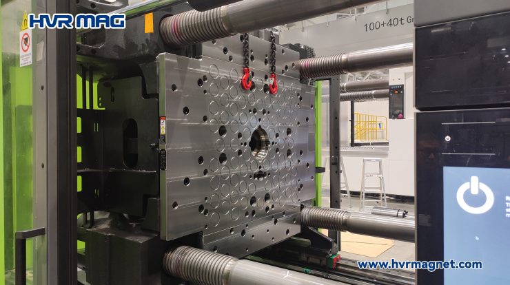 magnetic quick mold change system in injection molding machine